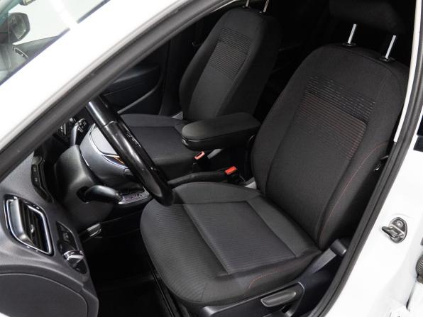 Volkswagen Polo V Рестайлинг с пробегом 2018 года, цена 1 390 000 рублей, 65720 км, седан, Автокод Объявления