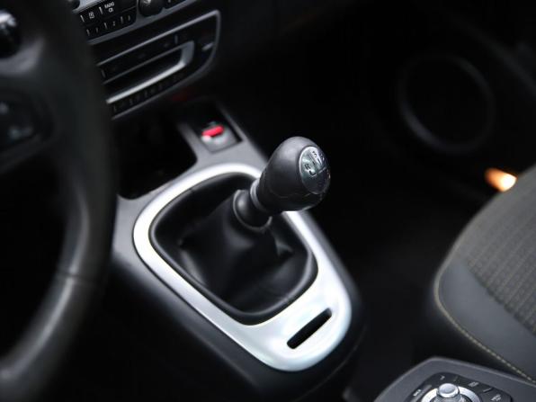 Renault Scenic III с пробегом 2009 года, цена 790 000 рублей, 267709 км, компактвэн, Автокод Объявления