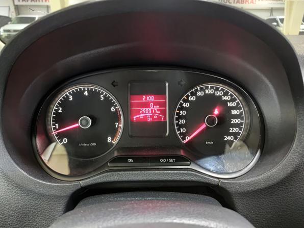 Volkswagen Polo V с пробегом 2013 года, цена 500 000 рублей, 290916 км, седан, Автокод Объявления
