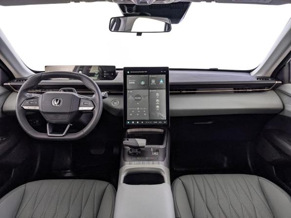 Changan Lamore с пробегом 2024 года, цена 2 319 000 рублей, 178 км, седан, Автокод Объявления