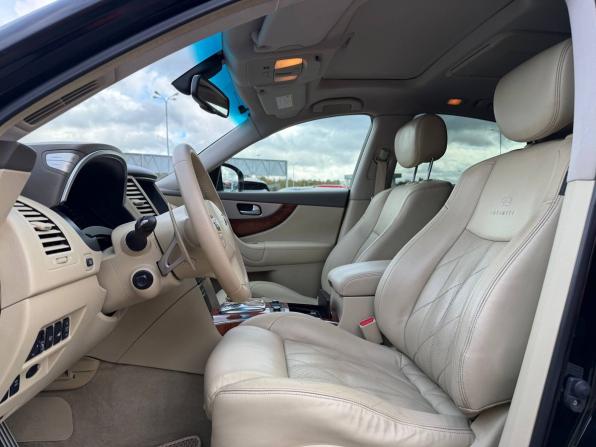 Infiniti FX II (S51) с пробегом 2011 года, цена 1 415 000 рублей, 281000 км, внедорожник, Автокод Объявления