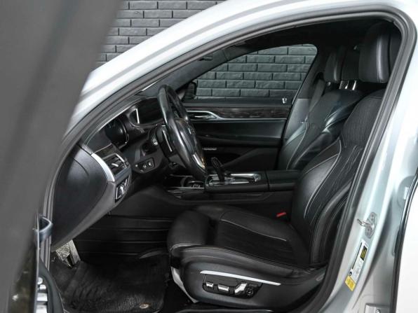 BMW 7 серии VI (G11/G12) с пробегом 2017 года, цена 2 900 000 рублей, 174916 км, седан, Автокод Объявления