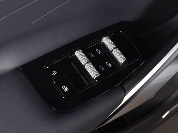 Geely Atlas II с пробегом 2023 года, цена 2 749 999 рублей, 50212 км, внедорожник, Автокод Объявления