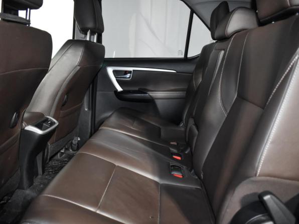 Toyota Fortuner II с пробегом 2018 года, цена 3 950 000 рублей, 50973 км, внедорожник, Автокод Объявления