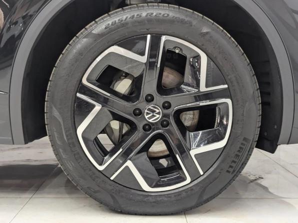 Новый Volkswagen Touareg III Рестайлинг 2025 года, цена 10 500 000 рублей, внедорожник, Автокод Объявления