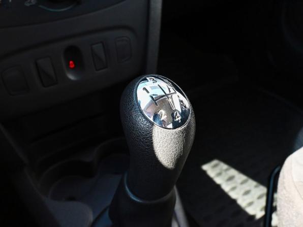Renault Logan II с пробегом 2016 года, цена 745 000 рублей, 121339 км, седан, Автокод Объявления