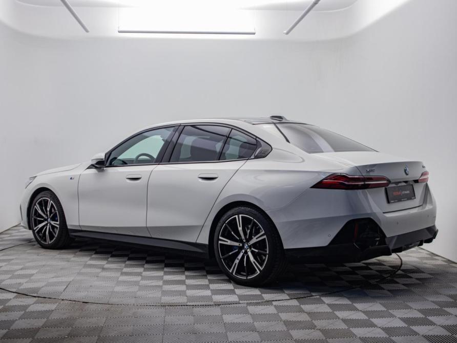 BMW 5 серии VIII (G60/G61/G68) Москва  - изображение 3