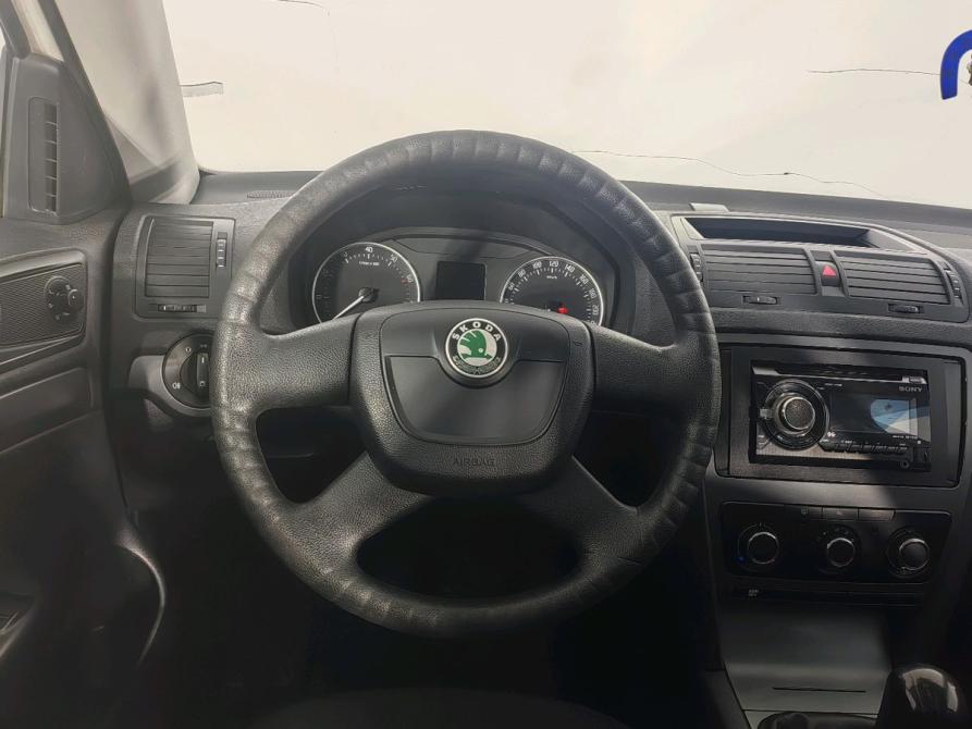 Skoda Octavia II (A5) Рестайлинг Санкт-Петербург  - изображение 10