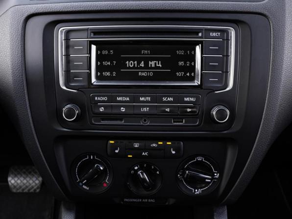 Volkswagen Jetta VI с пробегом 2014 года, цена 1 087 000 рублей, 216363 км, седан, Автокод Объявления