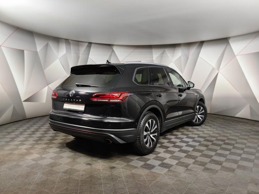 Volkswagen Touareg III Москва  - изображение 2