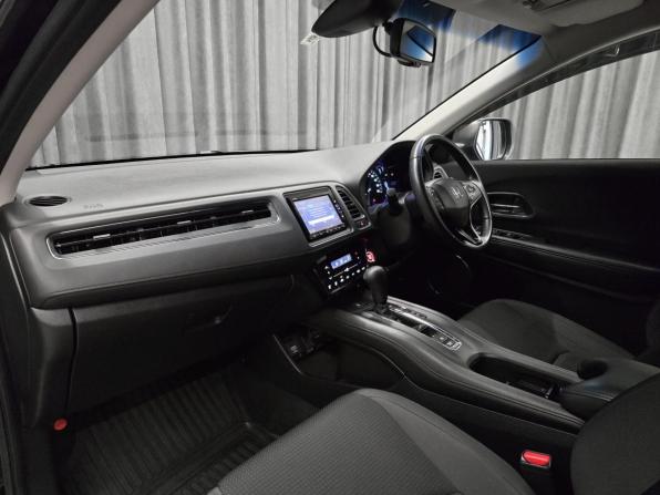 Honda Vezel I Рестайлинг с пробегом 2019 года, цена 1 900 000 рублей, 58000 км, внедорожник, Автокод Объявления