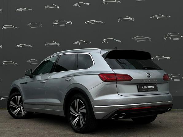 Volkswagen Touareg III с пробегом 2019 года, цена 4 396 400 рублей, 97019 км, внедорожник, Автокод Объявления