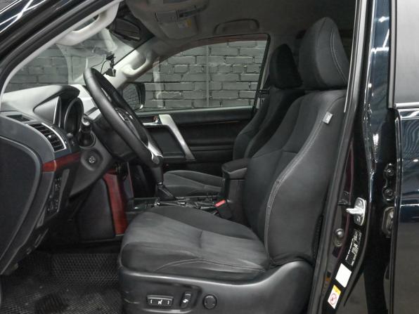 Toyota Land Cruiser Prado 150 Series Рестайлинг 1 с пробегом 2013 года, цена 3 495 000 рублей, 134911 км, внедорожник, Автокод Объявления