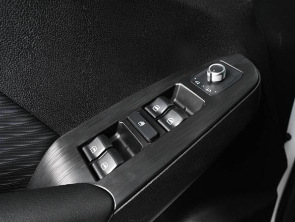 Haval Jolion I Рестайлинг с пробегом 2024 года, цена 2 149 000 рублей, 28275 км, внедорожник, Автокод Объявления