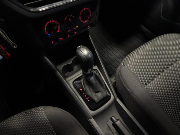 Volkswagen Polo VI с пробегом 2020 года, цена 1 339 000 рублей, 120000 км, лифтбек, Автокод Объявления