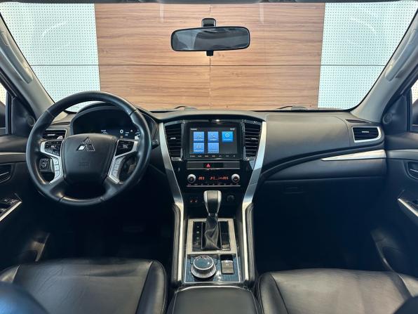 Mitsubishi Montero Sport III Рестайлинг с пробегом 2022 года, цена 4 099 000 рублей, 86799 км, внедорожник, Автокод Объявления