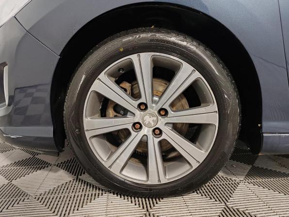 Peugeot 408 I с пробегом 2012 года, цена 430 000 рублей, 206844 км, седан, Автокод Объявления