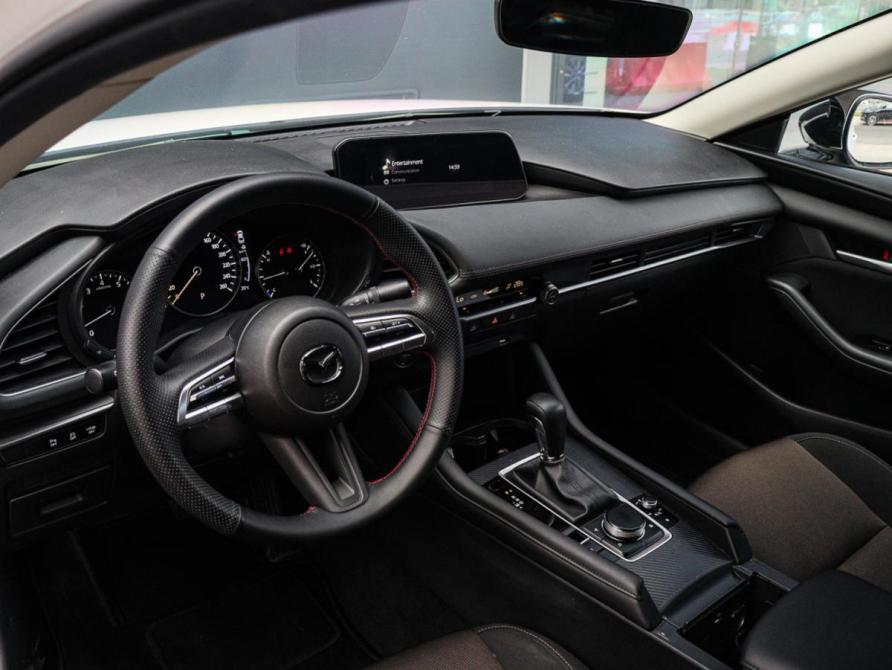 Mazda 3 IV (BP) Москва  - изображение 13