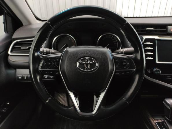 Toyota Camry VIII (XV70) с пробегом 2019 года, цена 2 850 000 рублей, 103000 км, седан, Автокод Объявления