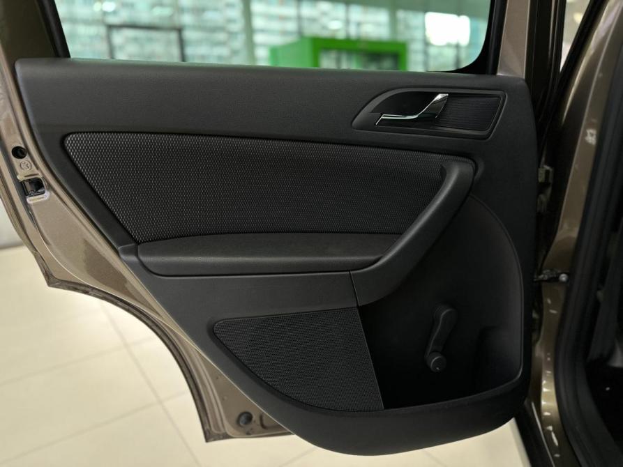Skoda Yeti I Санкт-Петербург  - изображение 21