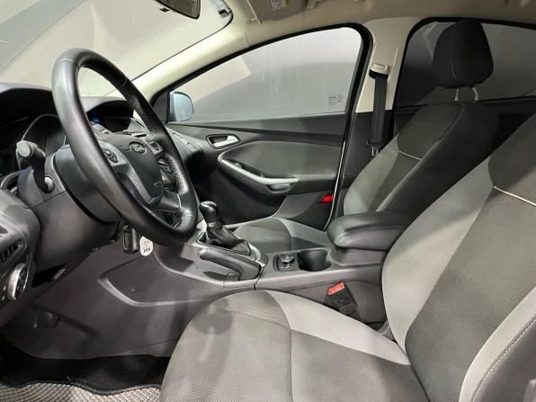 Ford Focus III с пробегом 2014 года, цена 560 000 рублей, 237100 км, хэтчбек, Автокод Объявления