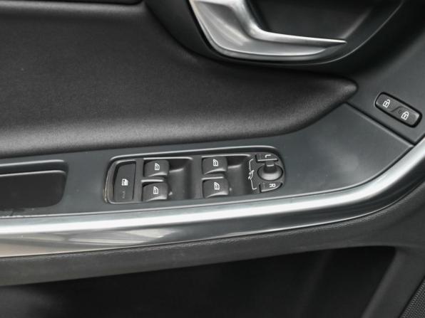Volvo S60 II с пробегом 2011 года, цена 875 000 рублей, 215375 км, седан, Автокод Объявления