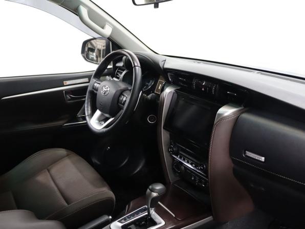 Toyota Fortuner II с пробегом 2019 года, цена 3 600 000 рублей, 95467 км, внедорожник, Автокод Объявления