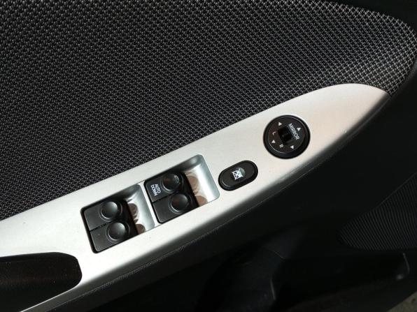 Hyundai Solaris I с пробегом 2013 года, цена 755 000 рублей, 147544 км, хэтчбек, Автокод Объявления