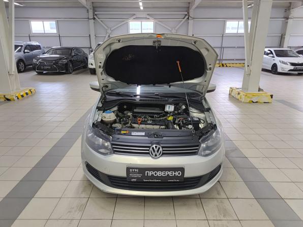 Volkswagen Polo V с пробегом 2013 года, цена 500 000 рублей, 290916 км, седан, Автокод Объявления