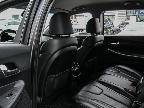 Hyundai Santa Fe IV с пробегом 2019 года, цена 3 159 000 рублей, 65984 км, внедорожник, Автокод Объявления