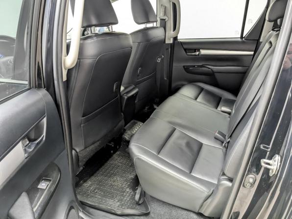 Toyota Hilux VIII с пробегом 2017 года, цена 3 380 000 рублей, 247439 км, offers.body_type.unknown, Автокод Объявления