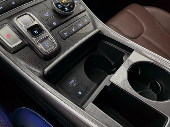 Hyundai Santa Fe IV Рестайлинг с пробегом 2021 года, цена 3 715 000 рублей, 65000 км, внедорожник, Автокод Объявления