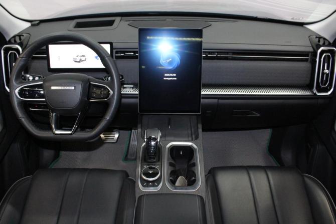 Jaecoo J7 I с пробегом 2023 года, цена 2 499 000 рублей, 47800 км, внедорожник, Автокод Объявления
