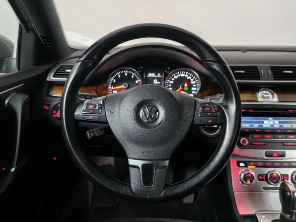 Volkswagen Passat B7 с пробегом 2014 года, цена 1 150 000 рублей, 151771 км, седан, Автокод Объявления