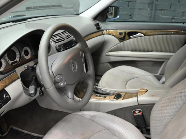 Mercedes-Benz E-Класс III (W211 S211) Рестайлинг с пробегом 2006 года, цена 1 310 000 рублей, 219733 км, седан, Автокод Объявления