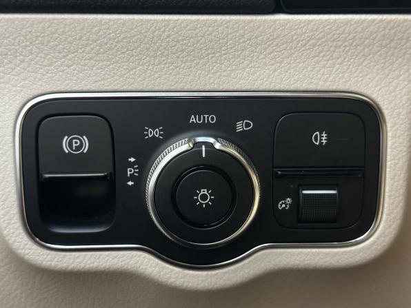 Mercedes-Benz B-Класс III (W247) с пробегом 2019 года, цена 2 400 000 рублей, 42110 км, хэтчбек, Автокод Объявления