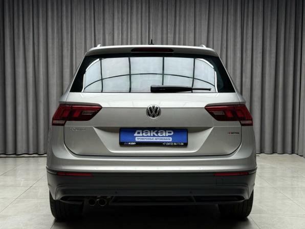 Volkswagen Tiguan II с пробегом 2017 года, цена 2 199 000 рублей, 139440 км, внедорожник, Автокод Объявления