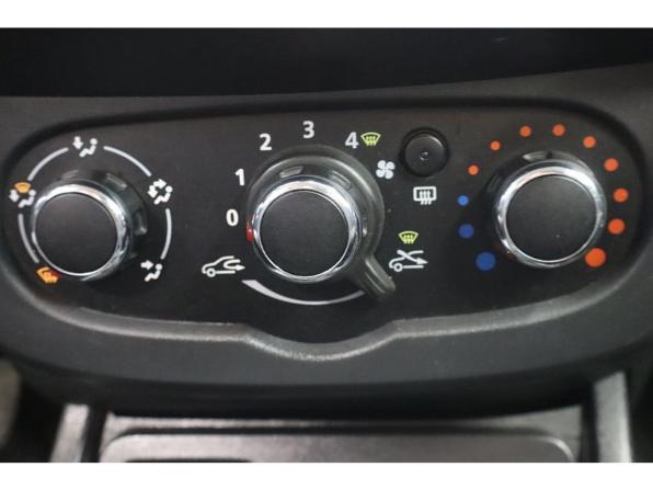 Renault Duster I Рестайлинг с пробегом 2018 года, цена 919 000 рублей, 145000 км, внедорожник, Автокод Объявления
