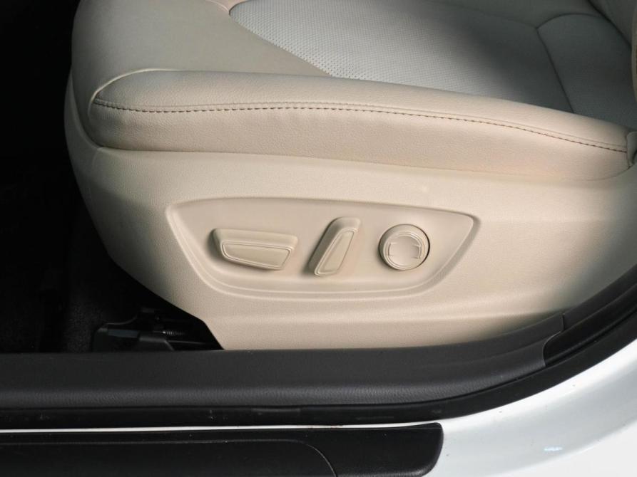 Toyota Camry VIII (XV70) Рестайлинг Ростов-на-Дону  - изображение 16