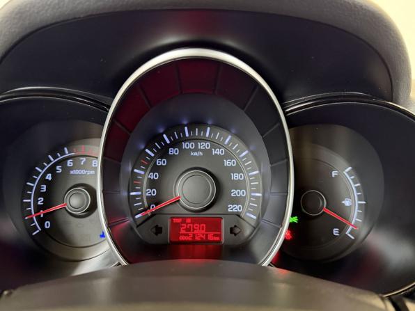 Kia Rio III с пробегом 2012 года, цена 700 000 рублей, 213000 км, седан, Автокод Объявления