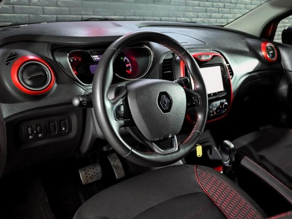 Renault Kaptur I с пробегом 2019 года, цена 1 570 000 рублей, 50986 км, внедорожник, Автокод Объявления