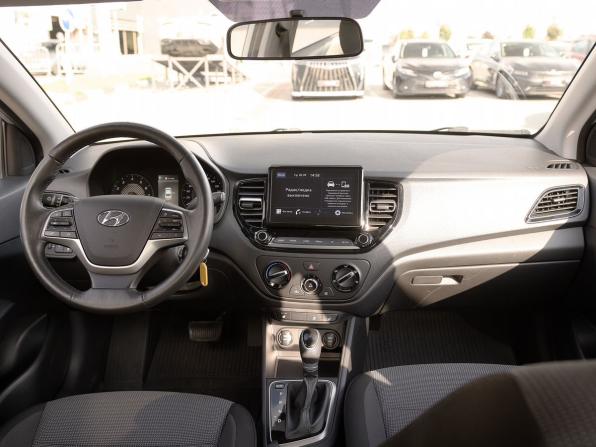 Hyundai Solaris II Рестайлинг с пробегом 2021 года, цена 1 650 000 рублей, 90652 км, седан, Автокод Объявления