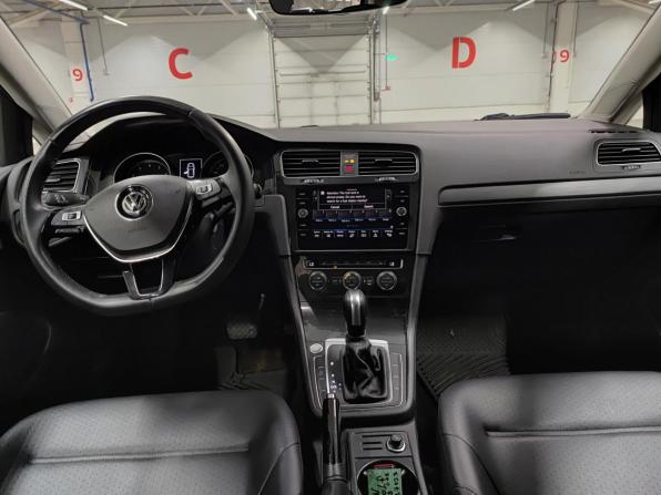 Volkswagen Golf VII Рестайлинг с пробегом 2020 года, цена 1 799 000 рублей, 95806 км, хэтчбек, Автокод Объявления