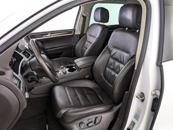 Volkswagen Touareg II с пробегом 2013 года, цена 2 497 000 рублей, 172768 км, внедорожник, Автокод Объявления