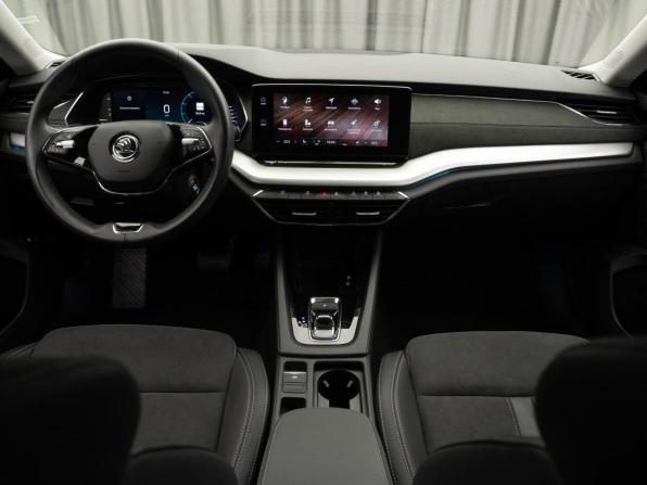 Skoda Octavia IV (A8) с пробегом 2021 года, цена 2 880 000 рублей, 20803 км, лифтбек, Автокод Объявления