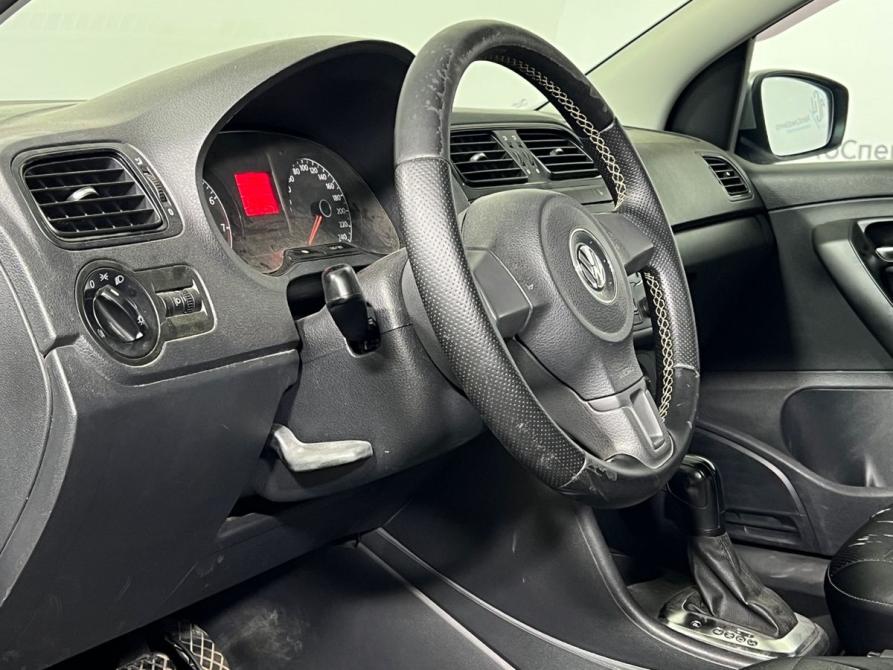 Volkswagen Polo V Москва  - изображение 8