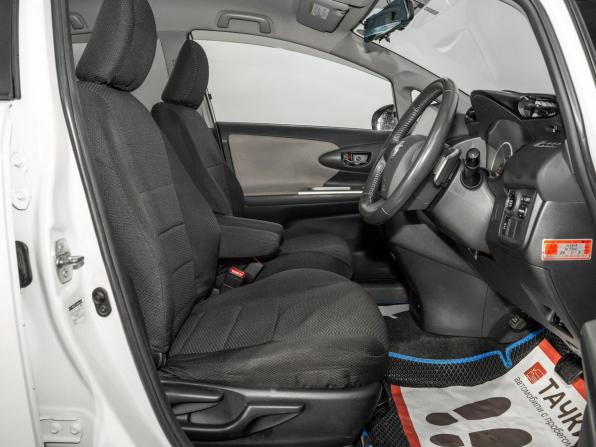 Toyota Wish II с пробегом 2010 года, цена 1 230 500 рублей, 155800 км, минивэн, Автокод Объявления