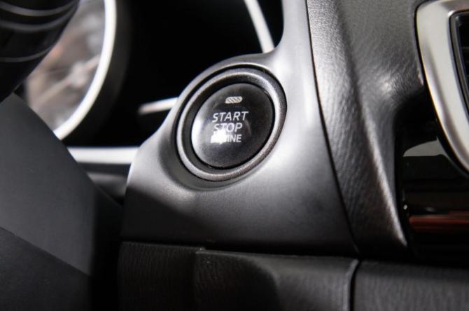 Mazda 3 III (BM) с пробегом 2013 года, цена 1 599 000 рублей, 98000 км, хэтчбек, Автокод Объявления