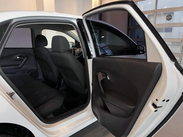 Volkswagen Polo V Рестайлинг с пробегом 2017 года, цена 1 275 000 рублей, 139099 км, седан, Автокод Объявления