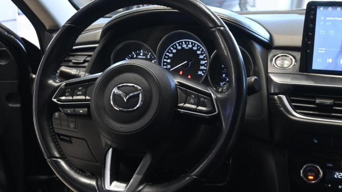 Mazda 6 III (GJ) Рестайлинг с пробегом 2017 года, цена 1 820 000 рублей, 142410 км, седан, Автокод Объявления